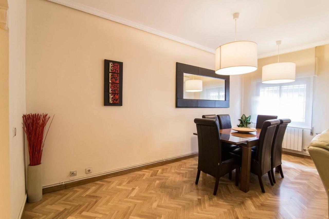 Home & Private Terrace Wifi + Aircon Madrid Bagian luar foto