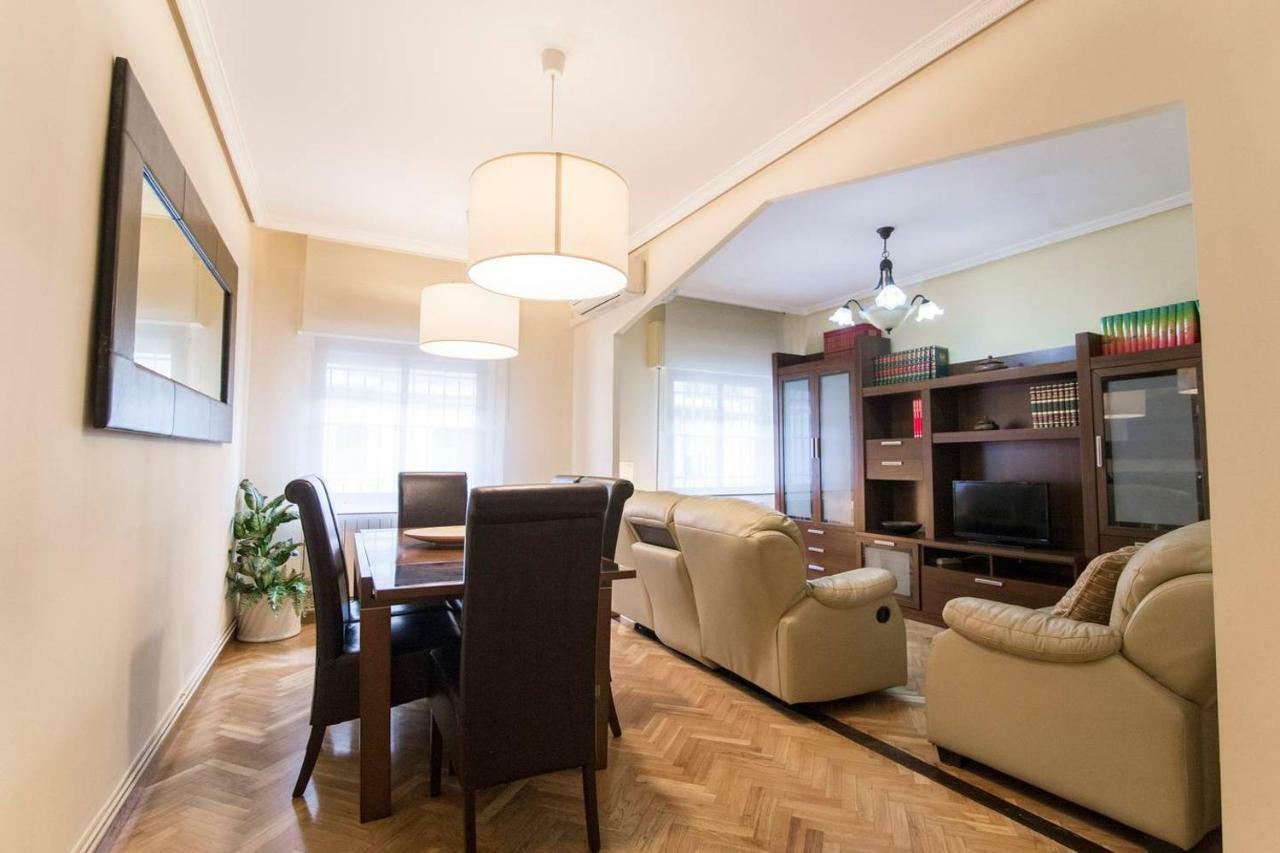 Home & Private Terrace Wifi + Aircon Madrid Bagian luar foto